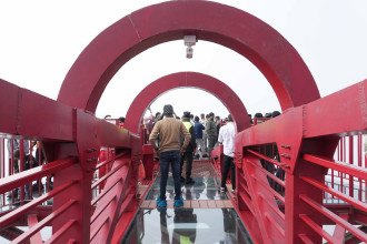 अंग्रेजी नयाँ वर्ष मनाउन भेडेटारमा पर्यटकको भीड (तस्बिरहरू)