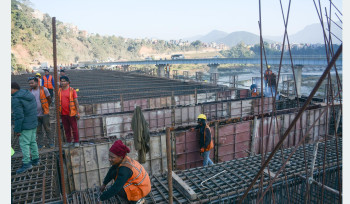 मुग्लिन–पोखरा सडक: दमौलीमा चार लेनको मादी पुल वैशाखभित्रै सक्ने गरी काम हुँदै