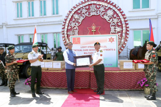 भारतले दियाे नेपाली सेनालाई कुकुर उपहार