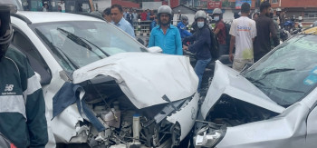 महाराजगन्ज चक्रपथ सडकमा भारतीय कारसहित पाँच वटा सवारी साधन एकापसमा ठोक्किए, १० जना घाइते
