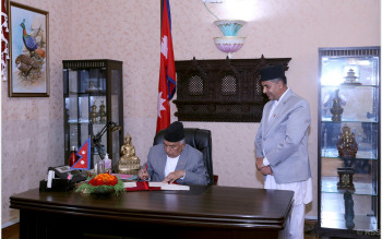 राष्ट्रपतिले प्रणाीकरण गरे आर्थिक विधेयक