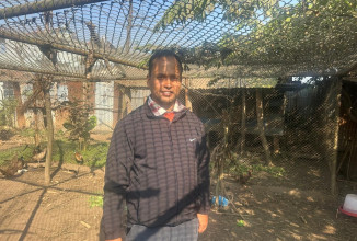 कालिज पालेर मासिक एक लाखभन्दा बढी आम्दानी