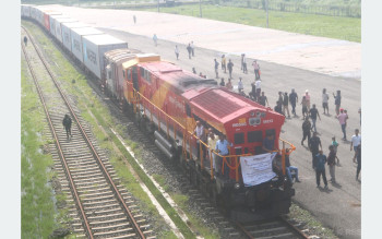 कोलकाताबाट सामान बोकेर नेपाल आइपुग्यो ‘कार्गो रेल’