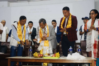 संचार मन्त्री गुरुङले फेसबुक र टिकटकलाई फेरि भने- दर्ता गर्न आउ