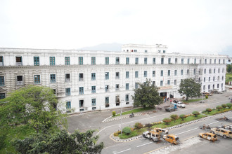 सिंहदरबार परिसरभित्र जलेका ६ सय सवारीसाधन संसद् भवनमा राखिँदै