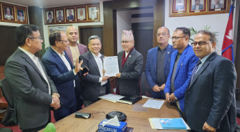 मन्त्री घिसिङको ठेक्का तोड्ने निर्णयपछि निर्माण व्यवसायीले गुहारे अर्थमन्त्री