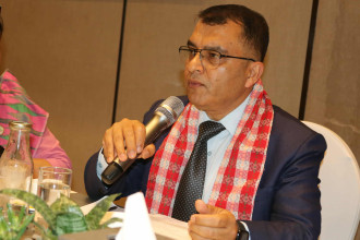 व्यवसायीको मनोबल उठाउन कर्जा पुनर्संरचनादेखि कम ब्याजमा कर्जा सुविधाः कार्यकारी निर्देशक खरेल