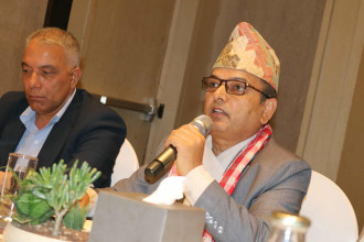 उद्योग सचिव भन्छन्- ‘ब्यूरोक्रेसी कानुन देखाएर पन्छिन मिल्दैन’