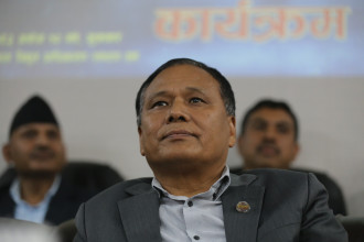 फर्जि बिलको बक्यौता उठाउन उद्योगी फकाउँदै ऊर्जामन्त्री घिसिङः ‘एक किस्ता तिर्नु, बाँकी म मिलाउछु’