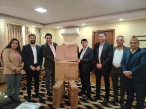 उद्योग विभागलाई उद्योग वाणिज्य महासंघले दिए कम्प्युटर