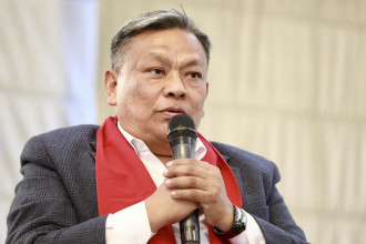 निर्माण व्यवसायी उठ्नै नसक्ने गरि ठेक्का तोडियोः अध्यक्ष सिंह