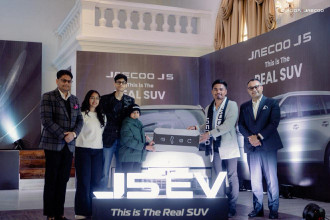 ओमोडा र जेकोले क्रिकेट स्टार रोहितलाई गर्‍यो ब्रान्ड एम्बेसडरमा स्वागत