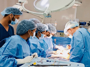 कलेजो प्रत्यारोपणः महिला दिन्छन्, पुरुष लिन्छन्
