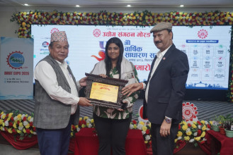 अरिहन्त मल्टिफाइबर्स सञ्चालक अश्विनी गोल्छालाई उद्योग संगठनको उच्च रोजगार सम्मान