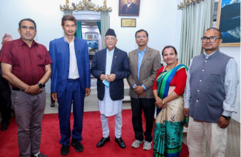 खानेपानी उपभोक्ता संस्थालाई कर छुट गरिदिन प्रधानमन्त्रीसँग माग
