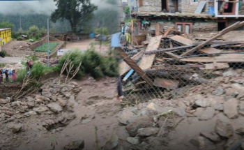 डोल्पामा बाढी घरमा पस्दा एक महिलाको मृत्यु, चार जना घाइते