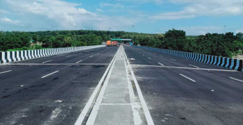 एसियाली राजमार्ग : आसपासका रुखमा टाँचा लगाउन सुरु