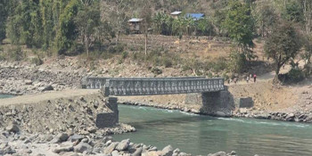 कोशी सरकारको ५७ लाख लगानीमा बङ्शिलाघाटमा अस्थायी बेलिब्रिज सञ्चालन