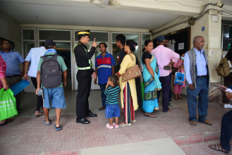 चिकित्सक आन्दोलनको असर: वीरमा पनि बिरामीको बिचल्ली