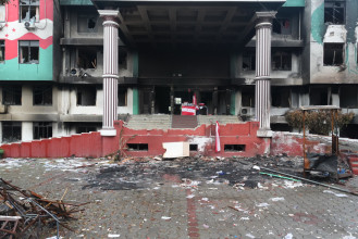 खण्डहर बने तीन राजनीतिक दलको मुख्यालय (तस्बिरहरू)
