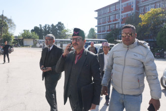 गृहमन्त्रीसँगको वार्तामा गएनन् दुर्गा प्रसाई, पठाए केन्द्रीय प्रवक्ता