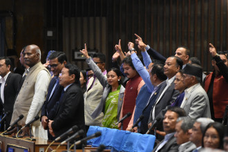 स्थगित संसद् अझै खुलेन, आन्तरिक छलफलमा सभामुख