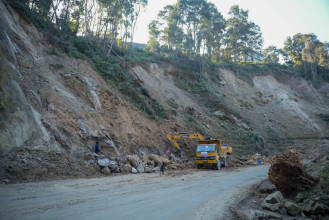 धुलिखेल–खावा सडक कालोपत्रेका लागि दुई साता बन्द, वैकल्पिक रुट प्रयोग गर्न आग्रह