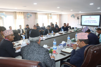 निर्वाचनको वहानामा विकासका काममा ढिलासुस्ती नगर्न मुख्यमन्त्रीको निर्देशन