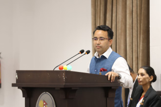 विकासका अवरोध हटाउन सरकारले अध्यादेश ल्याउनुपर्‍यो : गणेश पराजुली