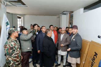 दुई मन्त्रीद्वारा कांग्रेसको क्षतिग्रस्त कार्यालय निरीक्षण, निर्वाचनका लागि विश्वसनीय वातावरण बनाउने प्रतिबद्धता