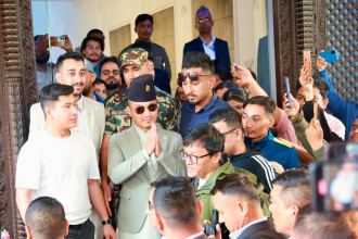 गृह मन्त्रालयबाट विदा भएर बाहिरिए गुरूङ