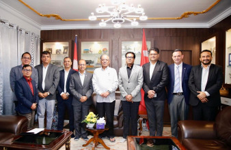पुष्पकमल दाहाललाई भेट्न खुमलटार पुगे परिसंघ पदाधिकारी, निजी क्षेत्रलाई सक्दो सहयोग गर्ने आश्वासन