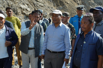 बाढीले अस्थायी डाइभर्सन बगे, बिपी राजमार्ग सञ्चालनमा जुट्यो सरकार