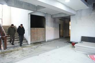 जेनजी आन्दोलनमा आगजनी गरिएको कांग्रेसको पार्टी कार्यालय पुनःनिर्माण धमाधम (तस्बिरहरु)