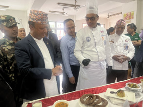 सिंहदरबारकाे चमेनागृहमा भोजनलिपिका दस कोदो परिकार प्रदर्शनी, मन्त्रीले चाखे स्वाद
