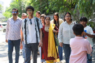 भारतीय पर्यटकको बढ्दो आगमनले पोखरा भरिभराउ (तस्बिरहरू)