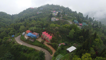 पर्यटक लोभ्याउने अन्तु डाँडा (तस्बिरसहित)
