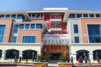 ललितपुर महानगरको अत्याधुनिक सुविधा सम्पन्न भवन उद्घाटन