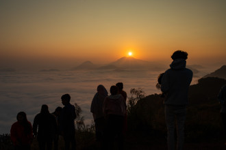 मानहुँकोटमा बढ्यो पर्यटकको चहल पहल