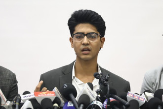 प्रत्यक्ष कार्यकारीको ‘बटमलाइन’ पूरा नभएसम्म जेनजी अभियान्ता ढुंगाना समूह चुनावमा नजाने