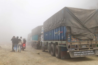 पहिरोले अवरुद्ध नारायणगढ-मुग्लिन सडक सञ्चालन