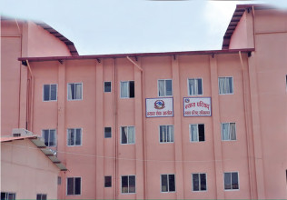जिल्ला र उच्चका २१५ न्यायाधीशको सरुवा, विशेष अदालतका अध्यक्ष पनि फेरिए