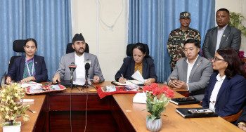 हुलाकको सार्थकता घटेको छैन: मन्त्री खरेल