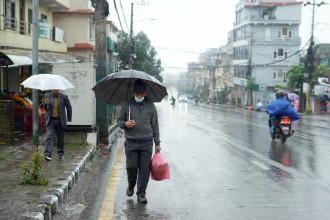काठमाडौंसहित पहाडी जिल्लामा सामान्य वर्षा र हिमाली क्षेत्रमा हिमपात