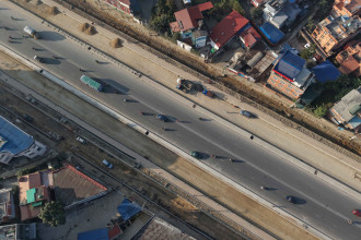 चक्रपथ खण्डकाे महाराजगन्ज चप्पल कारखाना सडक कहिले बन्ने? (तस्बिरहरु)