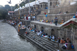 पशुपतिको बालुवामा भ्रष्टाचार गर्ने कांग्रेस-एमालेका नेतासहित ९ जना दोषी ठहर