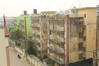 सुकुम्बासी बस्न बनाइएका भवन जीर्ण (तस्बिरहरू)