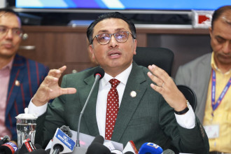 एआईको युगमा ठूलो ब्रेकथ्रु हुने अर्थमन्त्री वाग्लेको दाबी