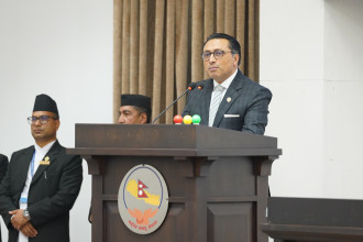 राष्ट्रिय गौरवका आयोजना समयमा सम्पन्न गर्न उच्च प्राथमिकता दिइएको छ : अर्थमन्त्री वाग्ले