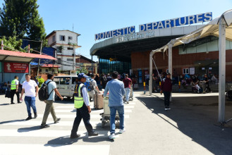 प्रतिकूल मौससले सीधै भैरहवा जान पाएनन् रवि, तराईका आधा दर्जन विमानस्थल प्रभावित